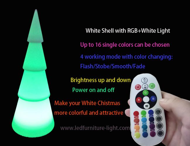 Άσπρο χριστουγεννιάτικο δέντρο λαμπτήρων πατωμάτων των φορητών οδηγήσεων ισχύος της μπαταρίας με το φωτισμό 16 χρωμάτων